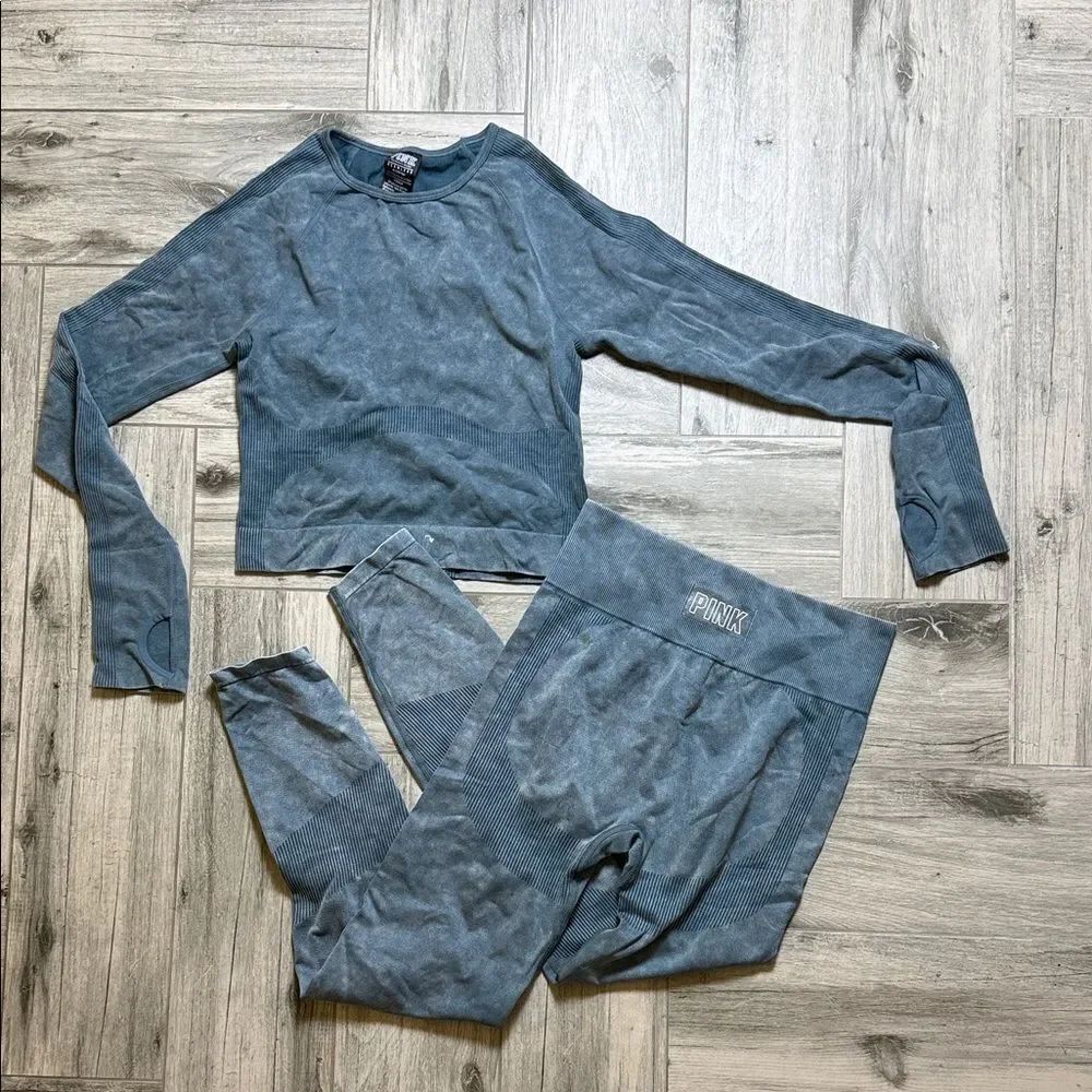 PINK Victoria's Secret Blue Long-Sleeve Top & Legging Activewear Set Size M
